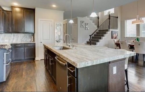 220 Sunrise Dr, Argyle TX  76226-1298 exterior