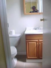 9157 Meadowglen Dr, Cincinnati OH  45231-3637 exterior