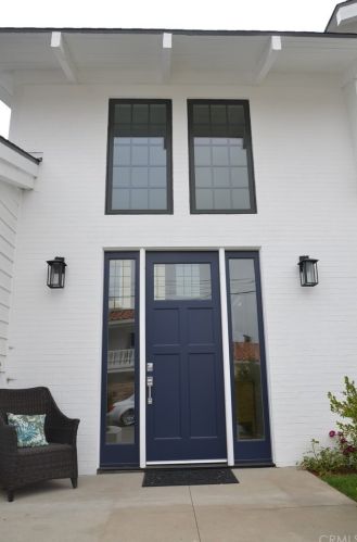 1657 Gates Ave, Manhattan Beach, CA 90266-7028