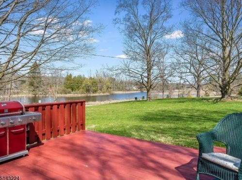 96 Kennedy Rd, Andover, NJ 07821-2313