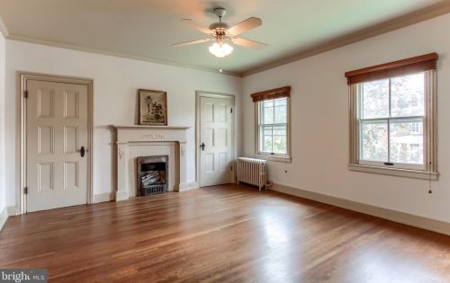 251 Hanover St, Carlisle PA  17013-1928 exterior