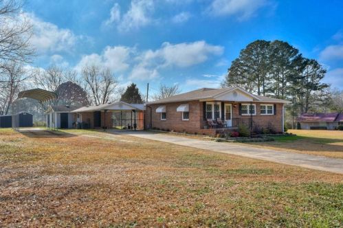 802 Sheffield Ln, Washington, GA 30673-2230