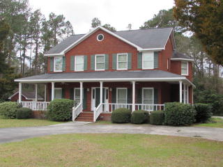 1023 Woods Rd, Waycross, GA 31501-4198