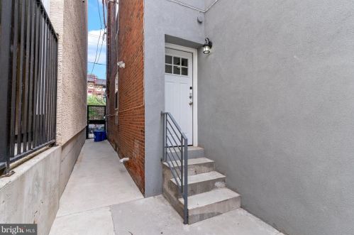 624 42 St, Philadelphia PA 19104-1468 exterior