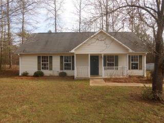 109 Old Timber Rd, Woodruff, SC 29388-8770