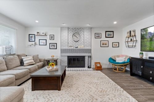 4971 Lemon Ave, Cypress, CA 90630-2835