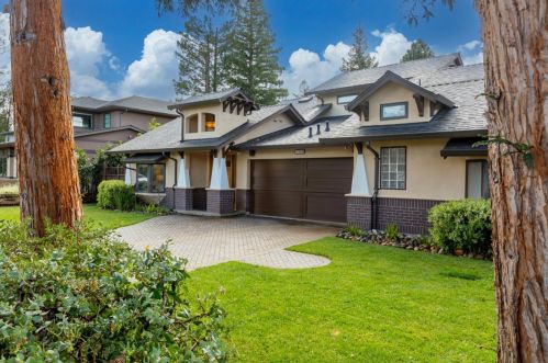 1380 Holly Ave, Los Altos, CA 94024-5624