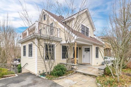 7 Caroline Pl, Greenwich, CT 06831-4905