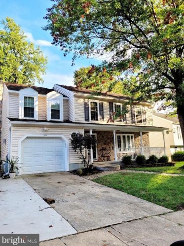 8717 Fairhaven Pl, Jessup, MD 20794-9340