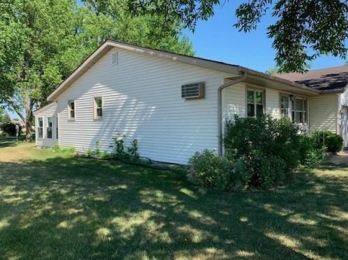 1225 Bridgeport Ln, Alex, MN 56308-4916