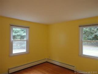 230 Field Rd, Somers, CT 06071-2042