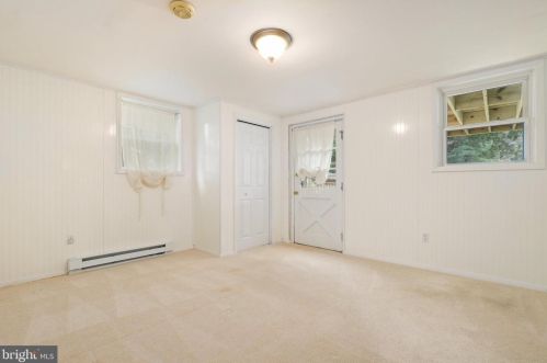 7302 Aspen Ct, Middletown MD  21769-7605 exterior