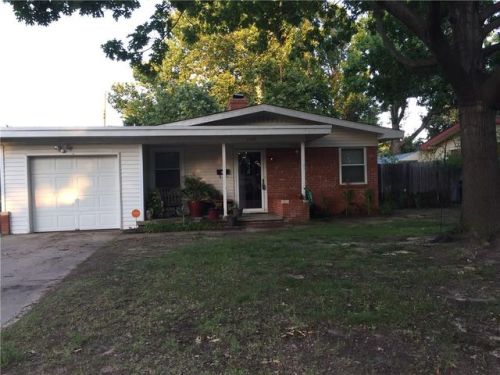2324 Donald Ave, Bethany, OK 73008-5942
