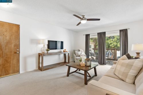 4081 Clayton Rd, Concord CA  94521-2660 exterior