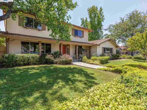 5333 Sandra Way, Livermore, CA 94550-3810