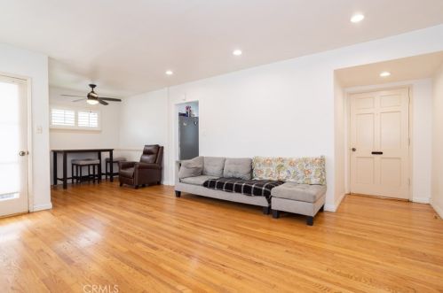 11243 Muller St, Downey, CA 90241-3148