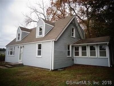 8 Pearl Ave, Putnam, CT 06260-2408