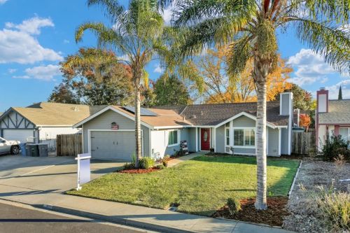 304 Kendrick Ln, Vacaville, CA 95687-6660