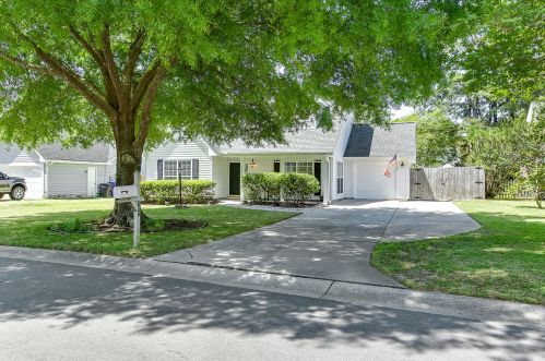 737 Veron Pl, Mount Pleasant, SC 29464-7747