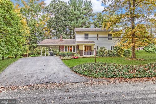 760 Shady Dr, Harrisburg, PA 17111-3241