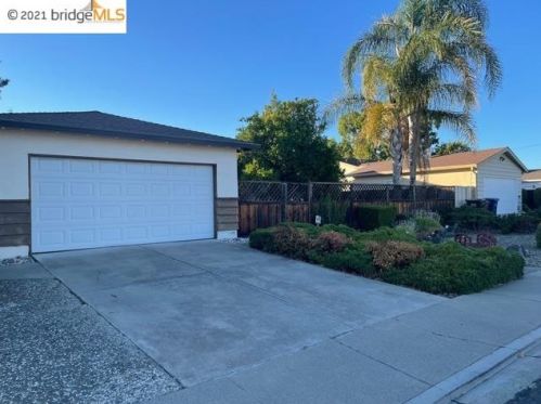 1603 Eve Dr, Concord, CA 94521-1920