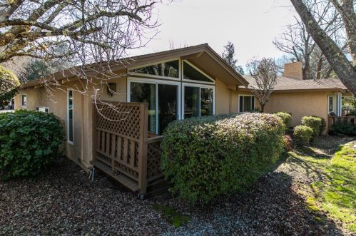 105 Hilton Dr, Big Basin, CA 95006-9355