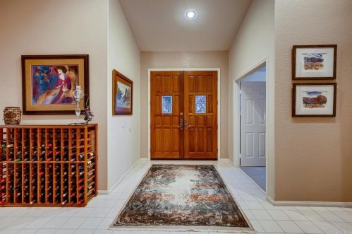 1910 Hamilton Ln, Escondido, CA 92029-5400