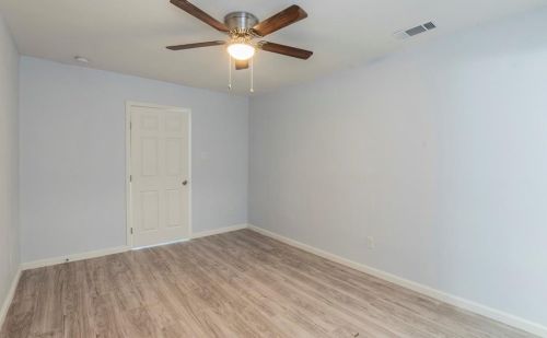 1401 Inwood Blvd, Garland TX 75042-8112 exterior