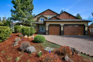 2976 Fairway Heights Dr, Bend, OR 97701-8334