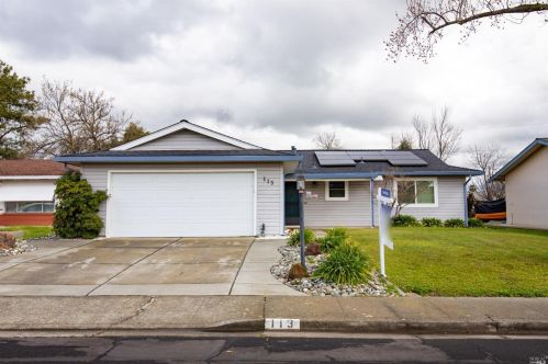 113 Olympic Cir, Vacaville, CA 95687-3305