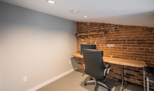 18 13th St, Cincinnati OH  45202-7156 exterior