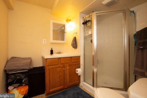 19129 Windsor Rd, Triangle VA  22172-2423 exterior