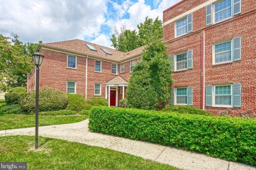 2232 Washington Ave, Silver Spring MD 20910-2638 exterior