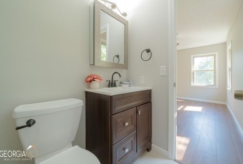 1308 Cross Plains Hulett Rd, Carrollton GA  30116-6643 exterior