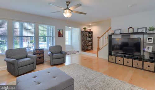 1518 Sunset Ave, Lancaster PA  17601-4328 exterior