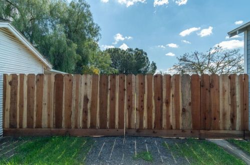 1645 Canal Farm Ln, Los Banos CA 93635-4405 exterior