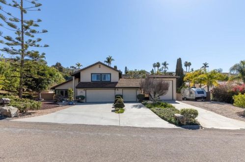 985 Valencia Ave, San Marcos, CA 92078-1342