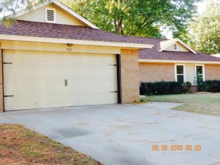 502 Piney Oak Dr, Norman, OK 73072-4605