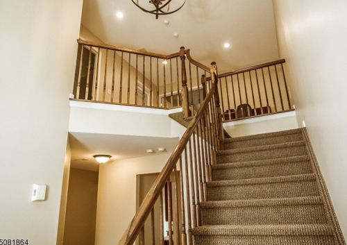25 Truman Ave, Princeton, NJ 08540-1697