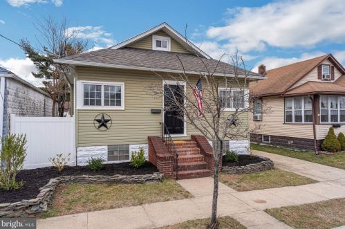 137 Hickman Ave, Gloucester, NJ 08030-1843