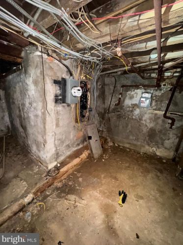 2239 63rd St, Philadelphia PA 19142-2325 exterior