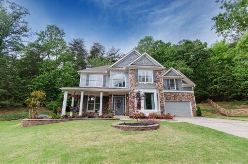 6464 Long Ivy Way, Buford, GA 30518-5565