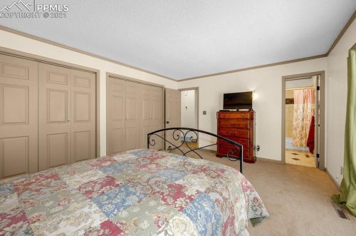 1020 Midland Ave, Woodland Park CO 80863-3311 exterior