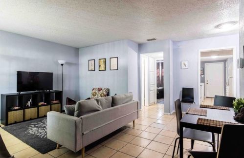 926 Riverside Dr, Fort Worth TX  76104-5526 exterior