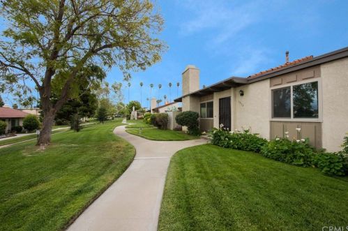 1577 Christopher Ln, Redlands, CA 92374-4246