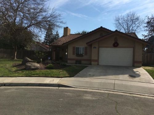 1587 Lester Ave, Fresno, CA 93720-1996