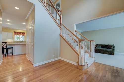 2619 Winter Park Dr, Naperville, IL 60565-5332