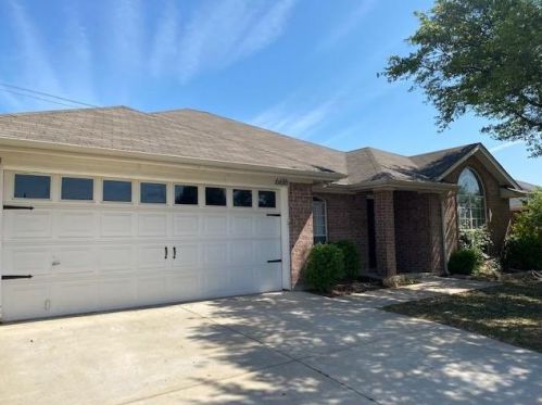 6616 Basswood Dr, Fort Worth TX  76135-1541 exterior