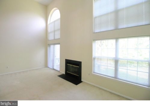 50 Ketley Pl, Princeton NJ  08540-6324 exterior
