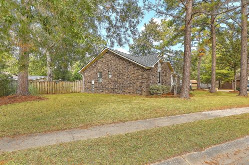 1205 Scotch Pine Ln, Ladson, SC 29456-3178